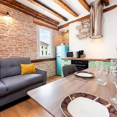 Appartement The Yellow House *