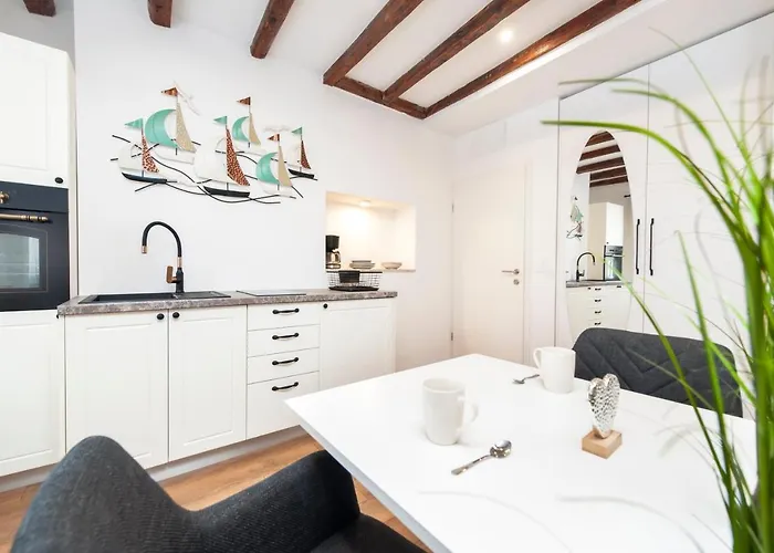 The Yellow House * Rovinj